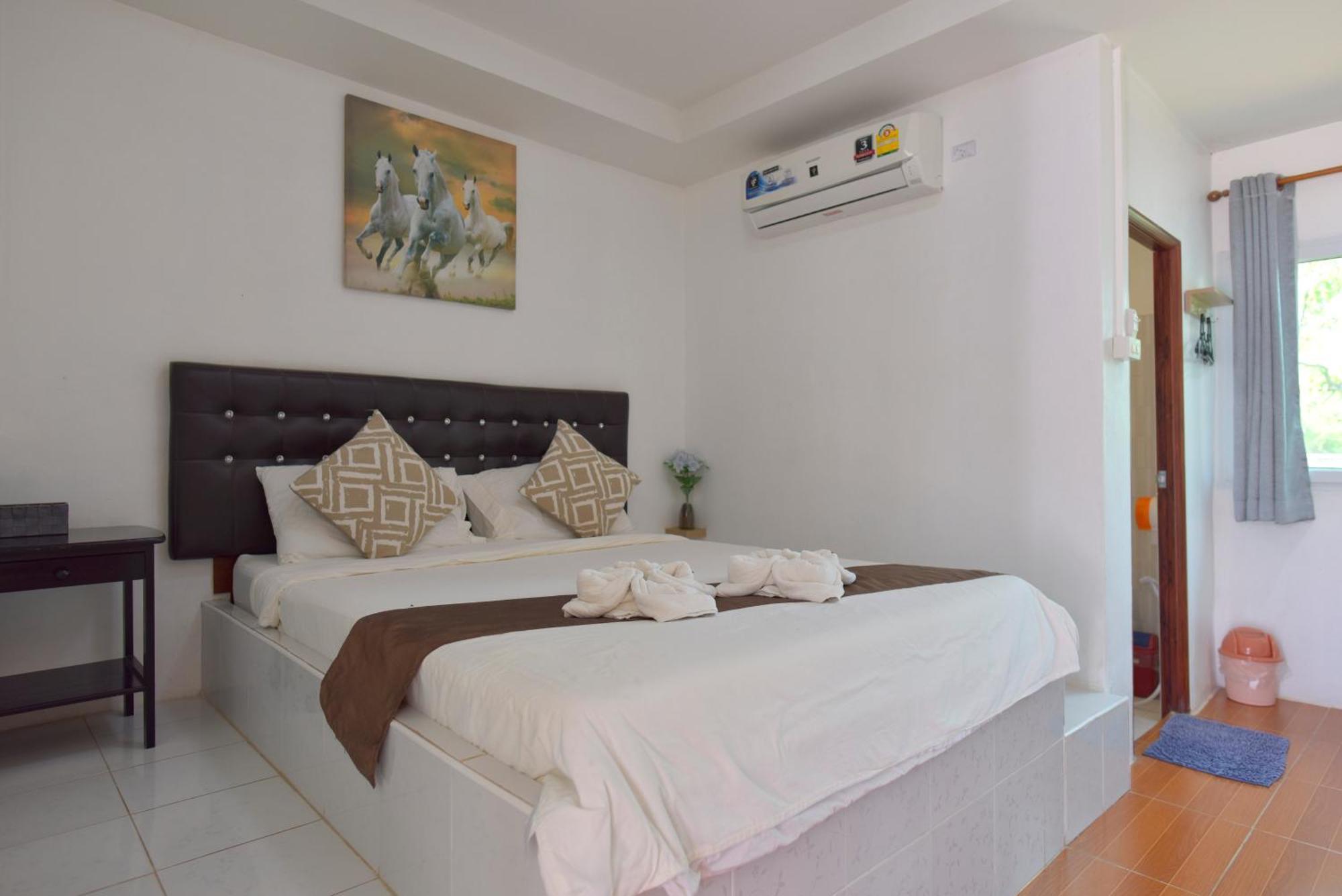 Chomduen Phu Kao Resort Non Sang Room photo